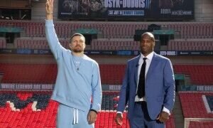 Букмекери прогнозують перемогу Усика у реванші з Дюбуа