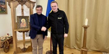Італійський політик, який розкритикував росіянку Захарову, набив собі татуювання з гербом України (фото)