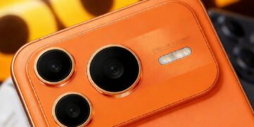 Honor показала смартфон, який підозріло схожий на iPhone 17 Pro