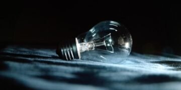 Графіки відключення світла у Львові на 17 січня