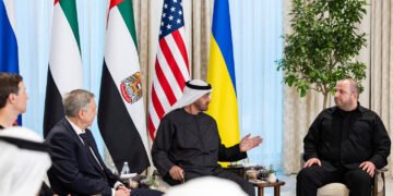 Зустріч “перевершила очікування”: на переговорах між РФ та Україною в Абу-Дабі виникла “несподівана хімія”, — Sky News