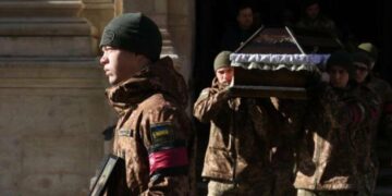 У Львові попрощаються із загиблим Героєм, – ФОТО