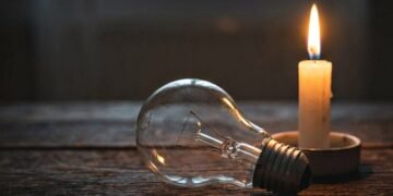 Графіки відключення на 26 січня: в яких регіонах не буде світла майже дві третини дня (фото)