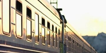 Через ремонт на Львівщині тимчасово не курсуватимуть приміські потяги: які саме