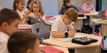 Канікули через негоду завершені: у Львові школярі повертаються до навчання у звичному форматі