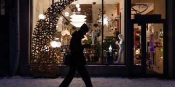 “Немає підживлення ззовні”: експерт назвав причину суворих відключень світла у Києві