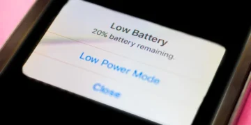 Чи шкодять «швидкі зарядки» акумулятору вашого iPhone у довгостроковій перспективі