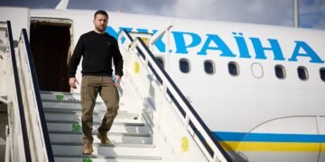 Зеленський прибув до Вільнюса: програма візиту президента