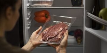 Як зберігати продукти під час тривалих відключень світла