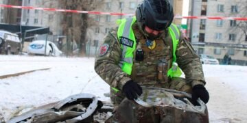 У Києві вибухотехніки знешкодили нездетоновану частину балістичної ракети – поліція