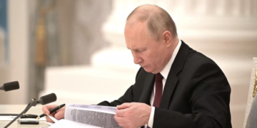 У Кремлі розпечатали “золоті запаси”: дефіцит бюджету зріс у 5 разів