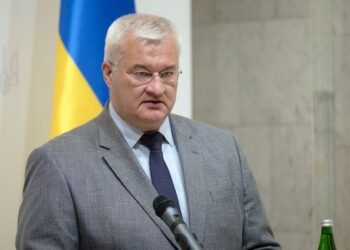 “Цю грубу правду має хтось сказати”: Сибіга порівняв Орбана з посіпакою Гітлера