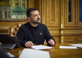 Зеленський затвердив делегацію для переговорів з США та РФ: повний список