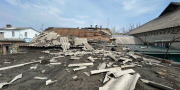 За добу росіяни 15 разів обстріляли Донеччину – є поранені, евакуйовано 174 людини – ОВА