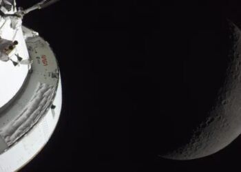 Астронавти NASA і Китаю встановили рекорд із найбільшої відстані між людьми в космосі