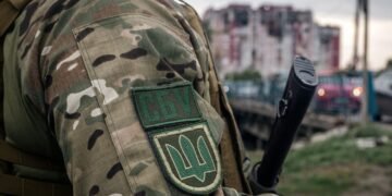 Катував українських полонених: СБУ викрила екс-очільника в’язниці на Луганщині