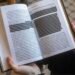 У РФ книжки масово “чистять” від згадок про війну та ЛГБТК+, – СЗРУ