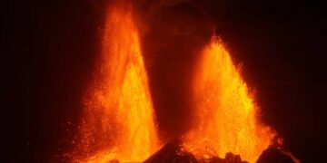 Найгарячіша точка Землі: названо країну, де зосереджено найбільше вулканів у світі