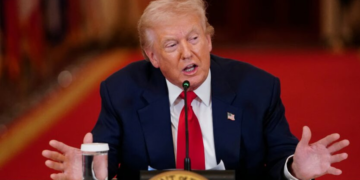 FT: Путін і Зеленський втратили інтерес до посередництва Трампа