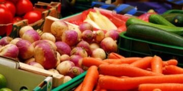Сезон молодих овочів: що вже можна купити та які страви приготувати