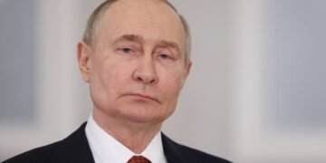Німеччина відкинула пропозицію Путіна призначити Шредера переговірником між ЄС і РФ