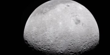 Ракета Ілона Маска вріжеться в Місяць у серпні 2026 року: чи можна це побачити з Землі (фото)