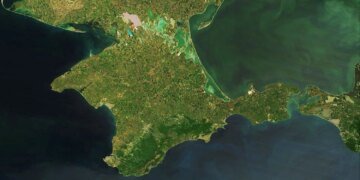 рф боїться українського десанту в Крим і зміцнює оборону на півострові – Плетенчук