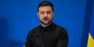 Половина людей навколо путіна хоче продовження війни, інша половина хоче її зупинити – Зеленський
