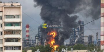 У рф повідомили про атаку дронів у москві та краснодарському краї, під ударом могли бути НПЗ і нафтобаза