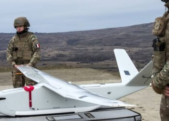 Коктейлі Молотова та шпигун: Росію підозрюють у диверсії на заводі дронів у Франції