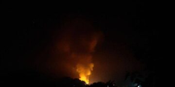 Окупований Крим знову під атакою дронів: зафіксовані влучання і відключення світла (відео)