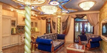 “Там проживав Сулейман з Роксоланою”: рієлтор показав “золоту” квартиру у Києві і зіштовхнувся з хвилею жартів