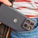 Доступний, але швидкий телефон Motorola: який “середнячок” високо оцінили експерти у 2026 році (фото)