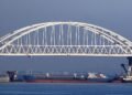 У Керчі спалахнули російські кораблі: СБУ розкрила деталі спецоперації