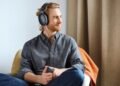 Топ 3 найкращих навушників для прослуховування музики влітку: Koss, Sennheiser, HiFiMAN (фото)