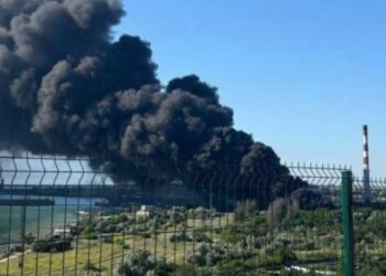 Половина Криму без світла: на півострові горить ТЕЦ після удару дронів