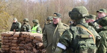 Тактика дзеркального тиску: як Україна змусила Кремль нервувати через Білорусь