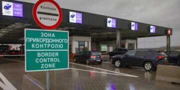 На КПП «Шегині – Медика» на понад рік обмежать рух автобусів з України до Польщі: що відомо
