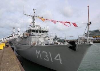 Україна отримала від Нідерландів новий корабель для протимінної боротьби