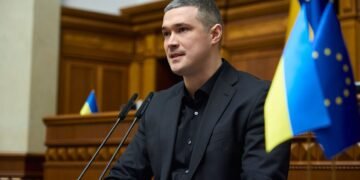Криза чи інтриги? Джерела розповіли про відносини Зеленського, Федорова й військових