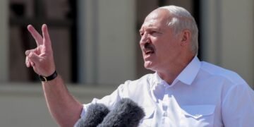 Лукашенко чинить опір Кремлю щодо війни проти України, – ISW