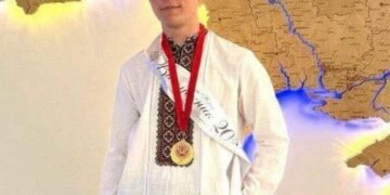 Випускник львівського ліцею склав НМТ на максимальні 800 балів