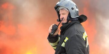 Після атаки дронів у Росії зупинився ще один великий НПЗ, – Reuters