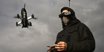В Україні показали “довгий” дрон-перехоплювач P1-SUN Long з ШІ