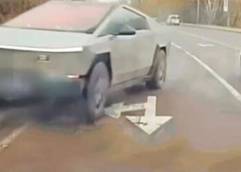 У Львові судитимуть водія Hummer і Tesla, який тричі сідав за кермо у стані сп’яніння