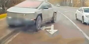 У Львові судитимуть водія Hummer і Tesla, який тричі сідав за кермо у стані сп’яніння