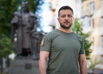 Де Ленін впав, стоятиме Мазепа: Зеленський анонсував пам’ятник гетьману в центрі Києва