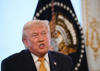 Трамп висунув ультиматум власникам АЗС