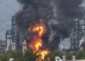 Атака дронів зупинила найбільший НПЗ Московського регіону