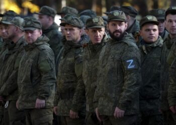 У РФ визнали рейди на чоловіків та пригрозили через публікацію відео